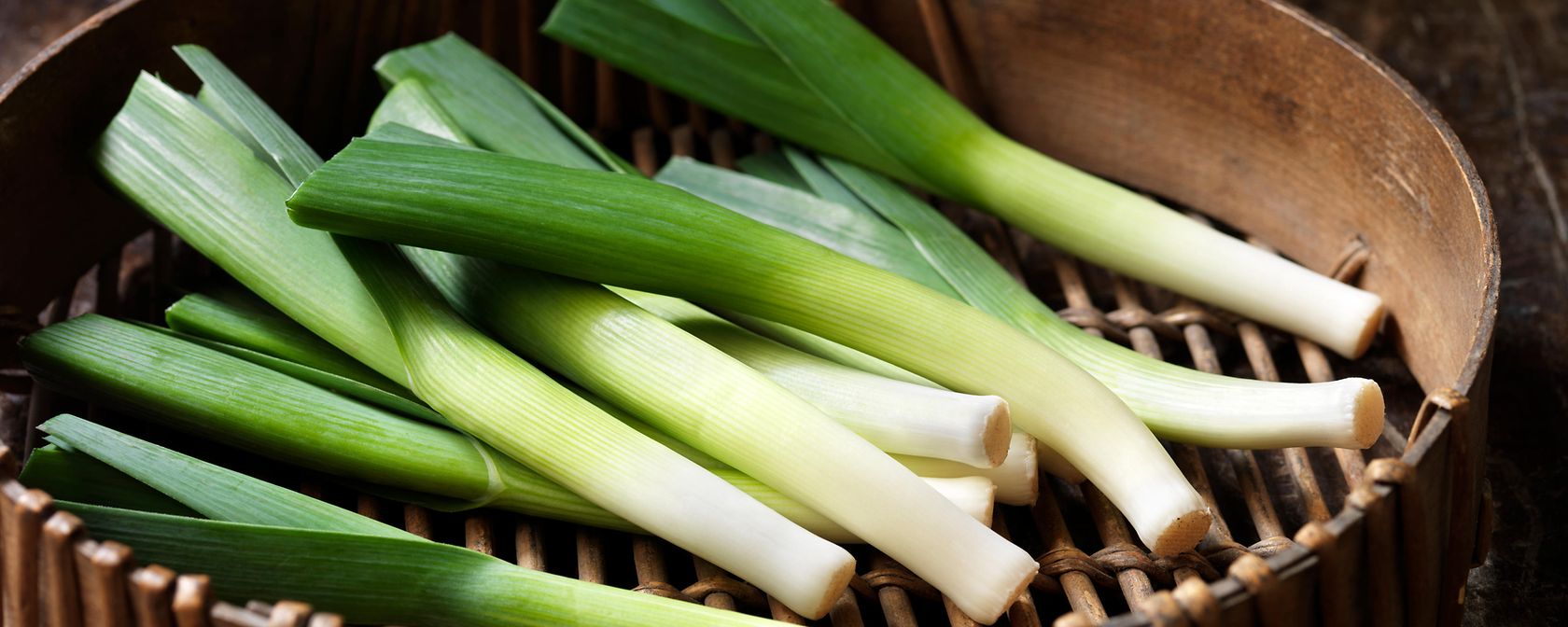 Lauch im Korb